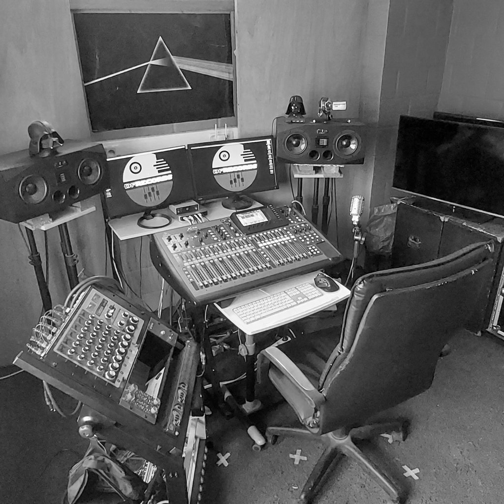 Dark Fader Records